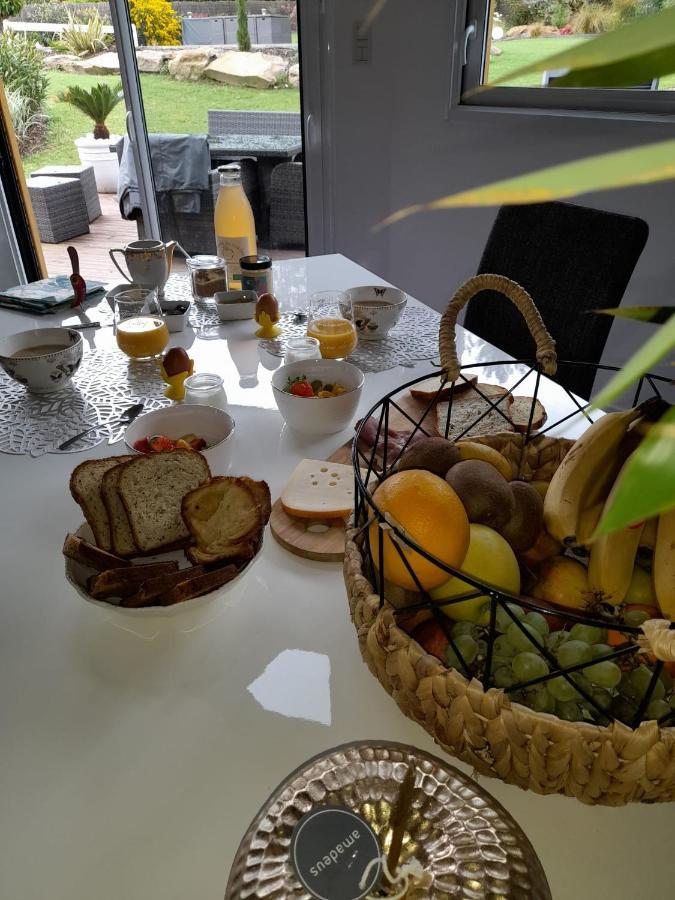 Chambre Dans Un Ecrin De Verdure Panzió Angrie Kültér fotó