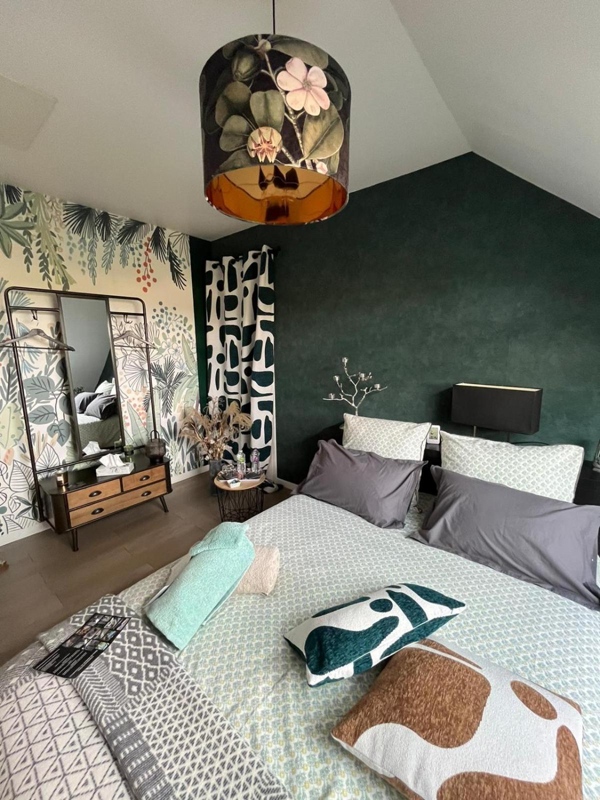 Chambre Dans Un Ecrin De Verdure Angrie Kültér fotó